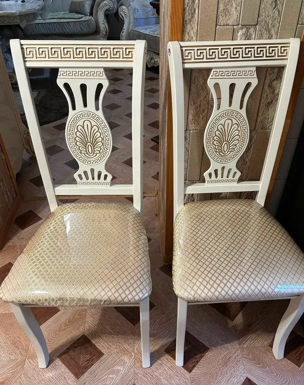 Новые 4 стула