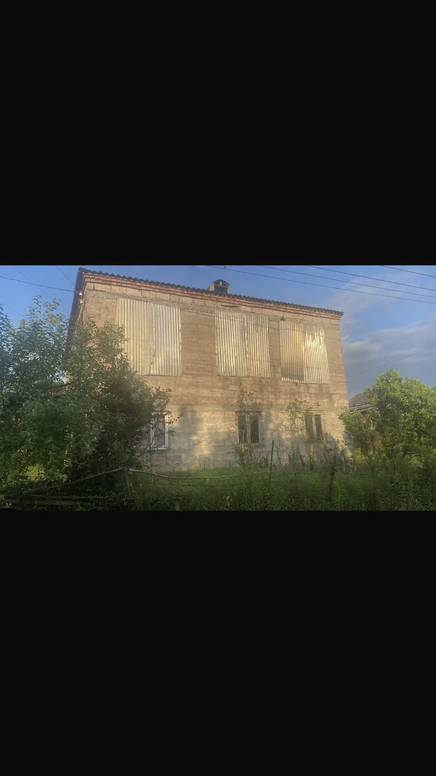 Продаётся двухэтажный дом